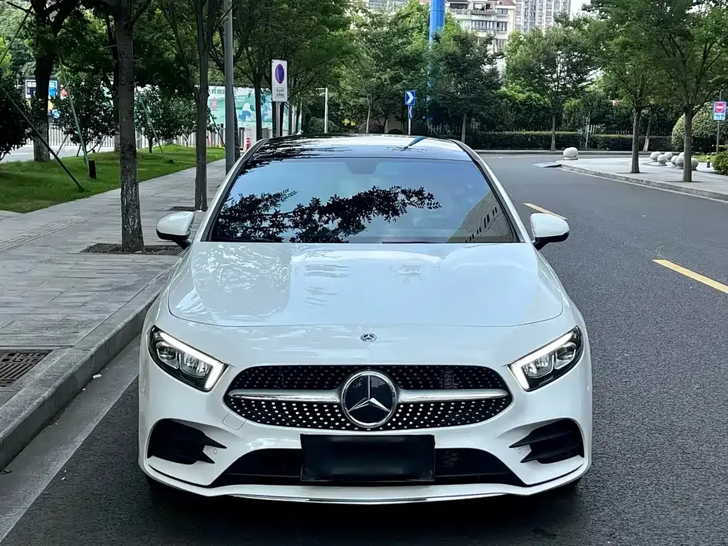Mercedes-Benz A-Class — фото 8