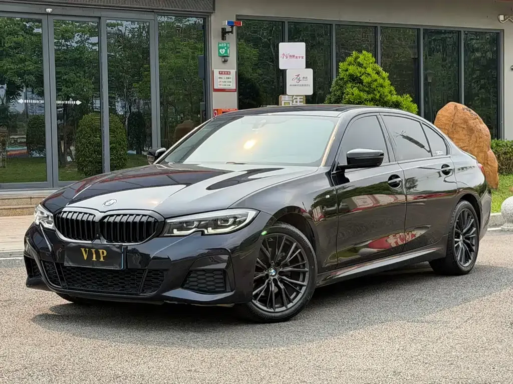BMW 3 Series — фото 1