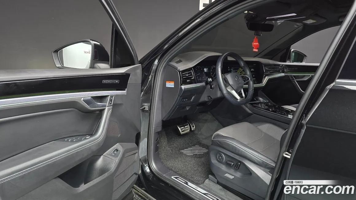 Volkswagen Touareg 2023 из KR, фото 7