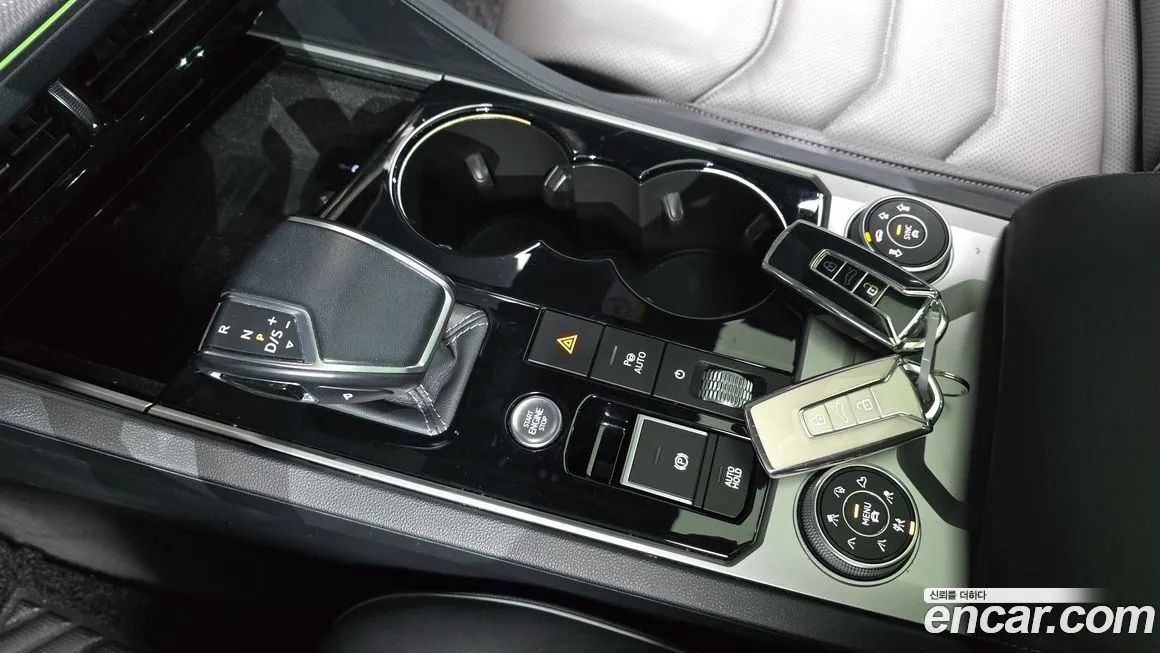 Volkswagen Touareg 2023 из KR, фото 5