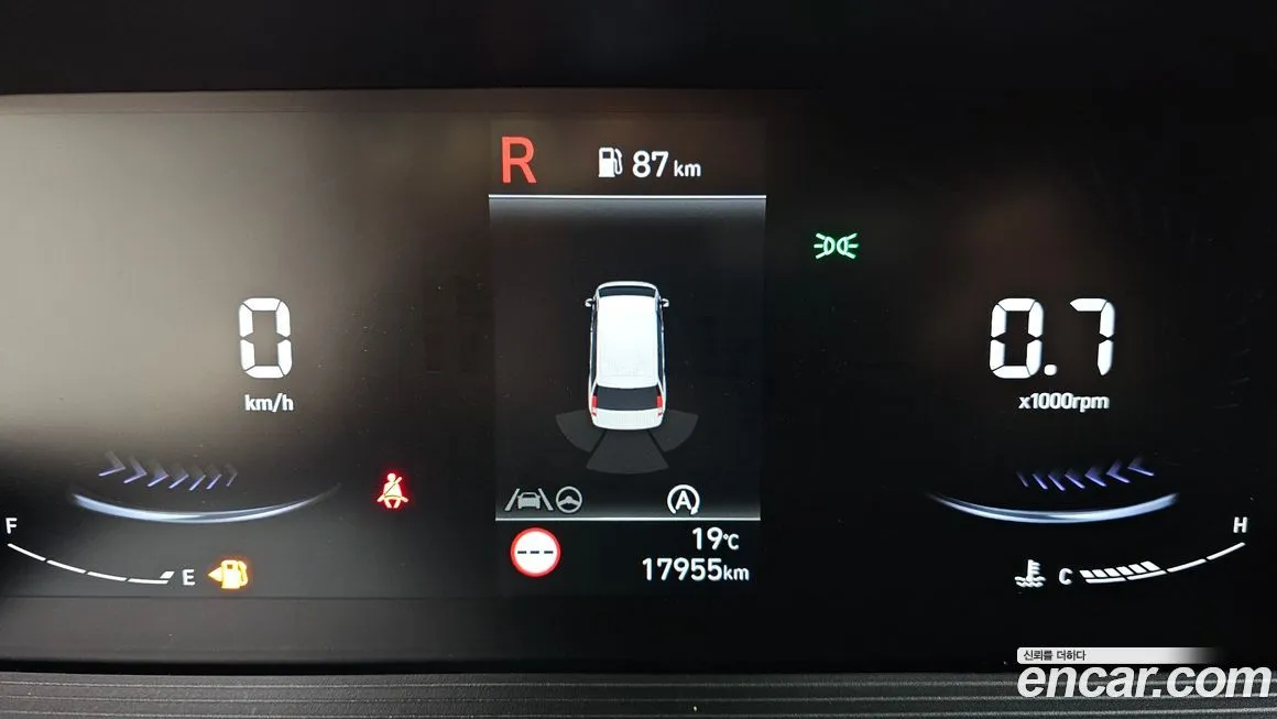 Hyundai Staria — фото 2