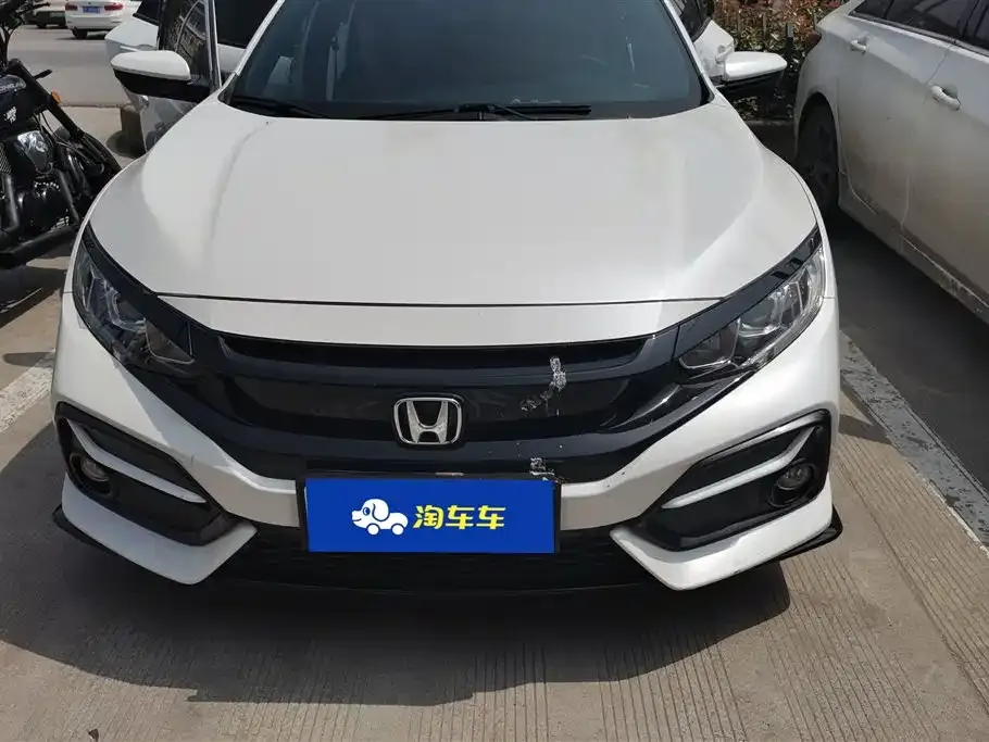 Honda Civic — фото 10