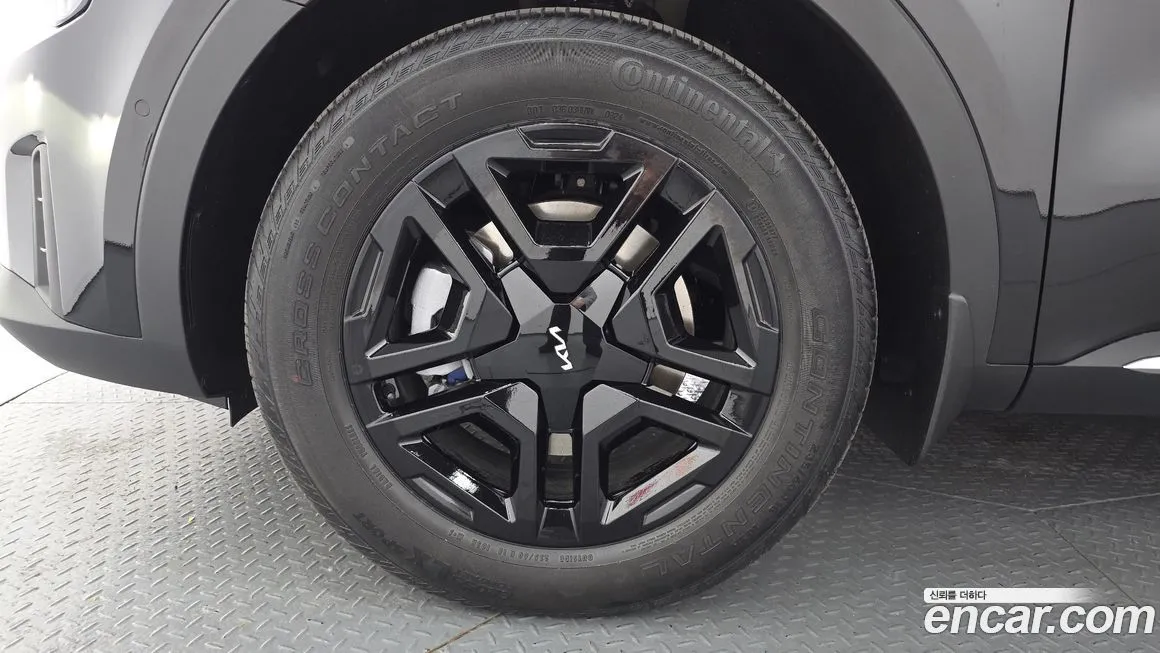 Kia Sorento — фото 10