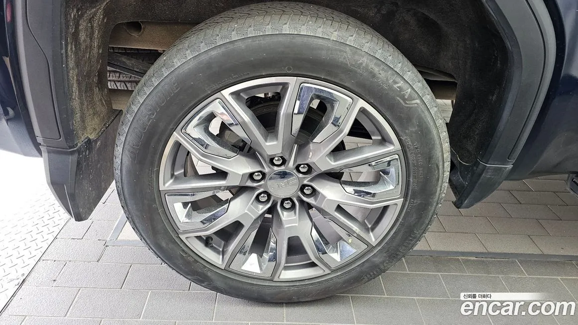 GMC Sierra 2023 из KR, фото 10