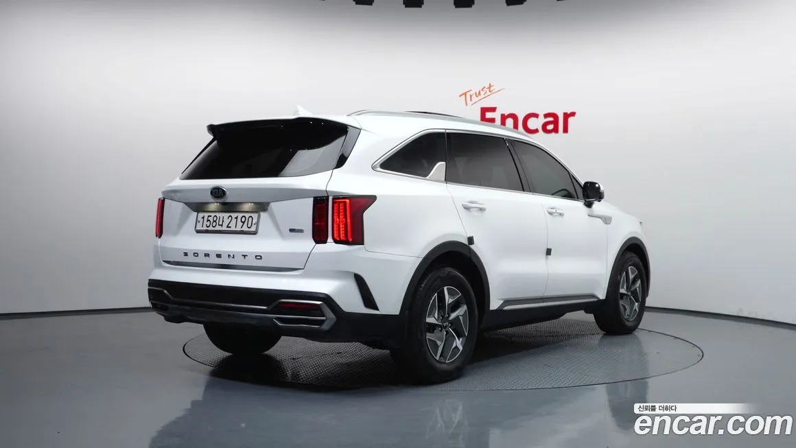 Kia Sorento — фото 5