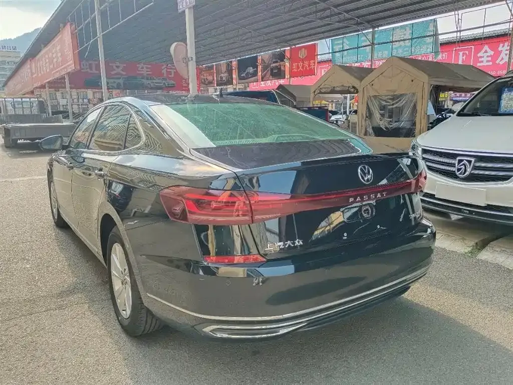 Volkswagen Passat — фото 2