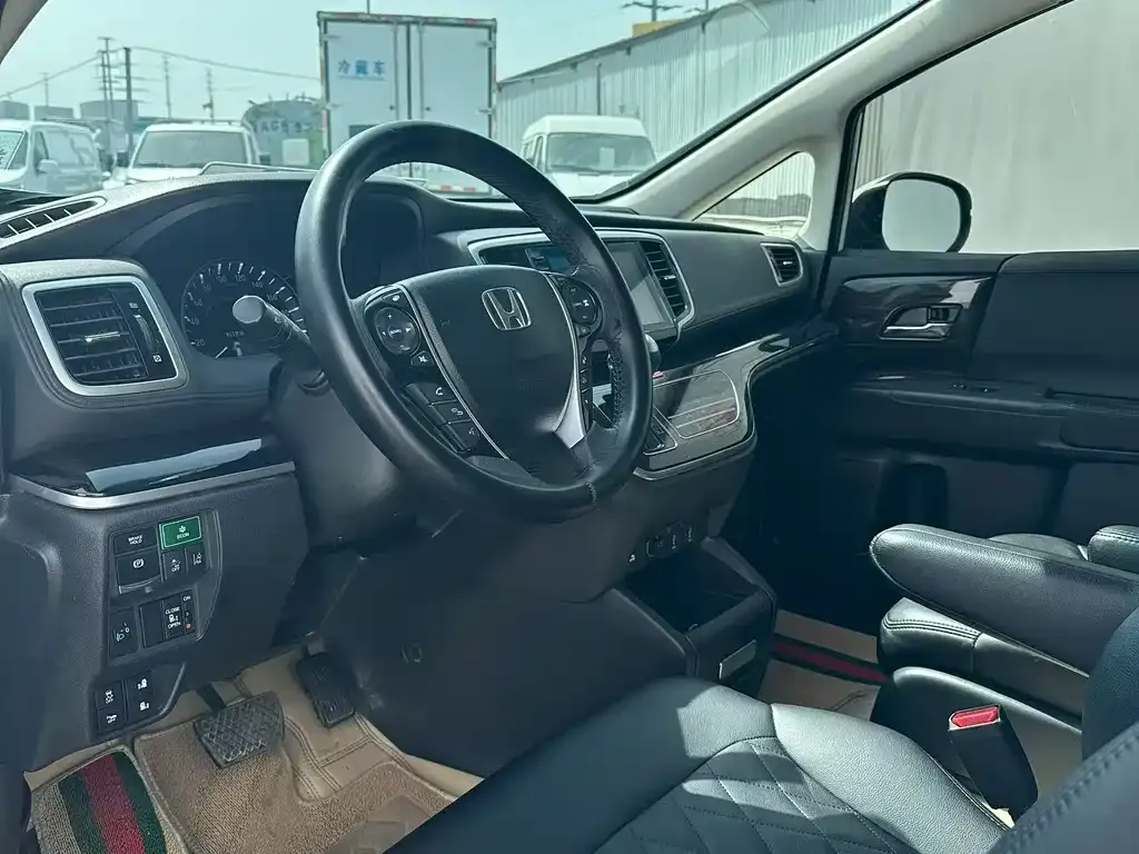Honda Odyssey 2021 из CN, фото 7