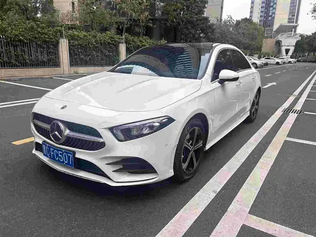 Mercedes-Benz A-Class — фото 1