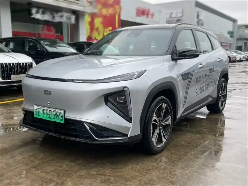 Geely Galaxy L7 — фото 1