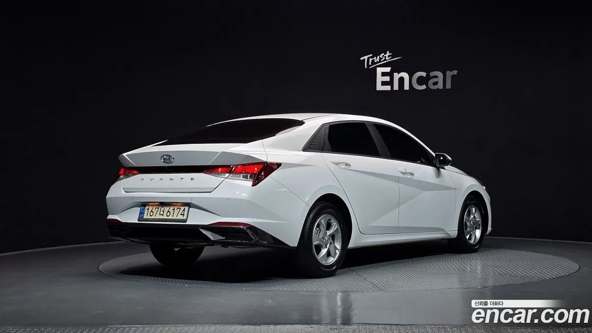 Hyundai AVANTE — фото 9