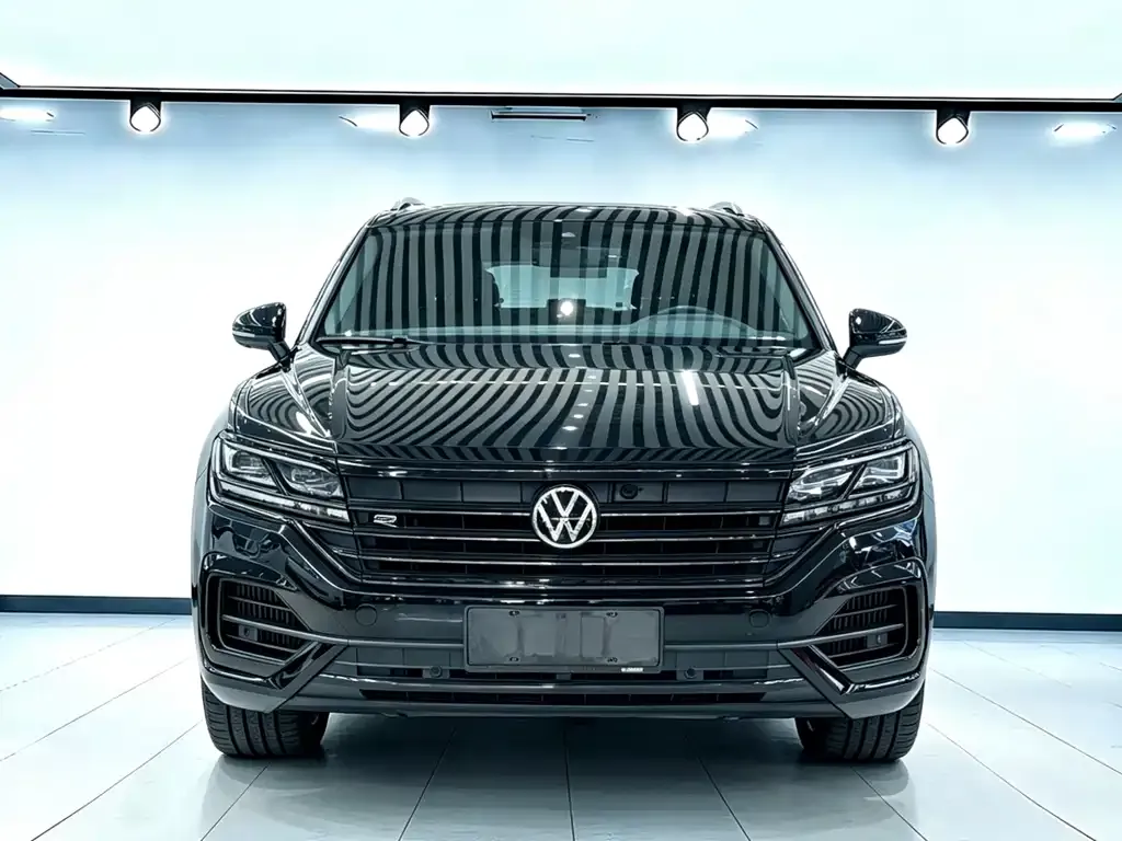 Volkswagen Touareg — фото 5