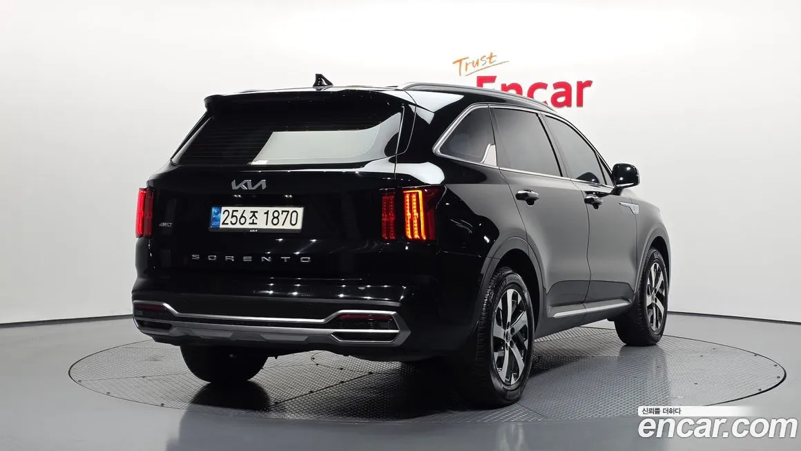 Kia Sorento — фото 3