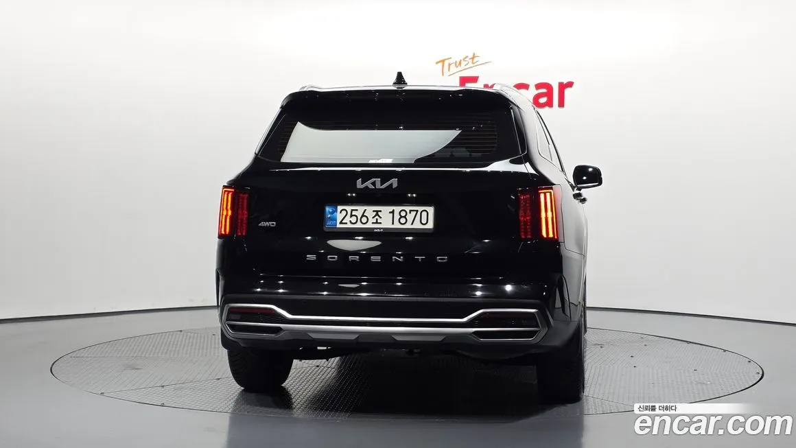 Kia Sorento — фото 6