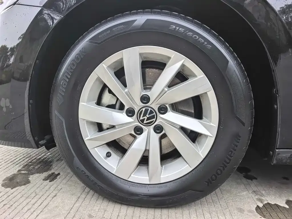 Volkswagen Passat New Energy 2022 из CN, фото 3
