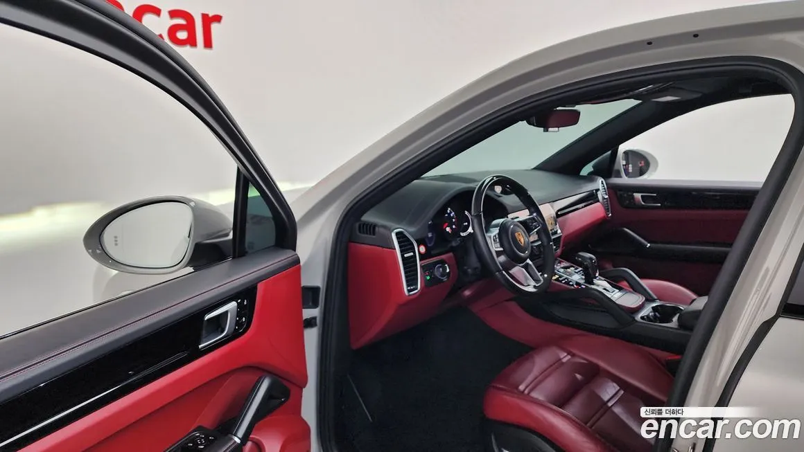 Porsche Cayenne 2021 из KR, фото 8