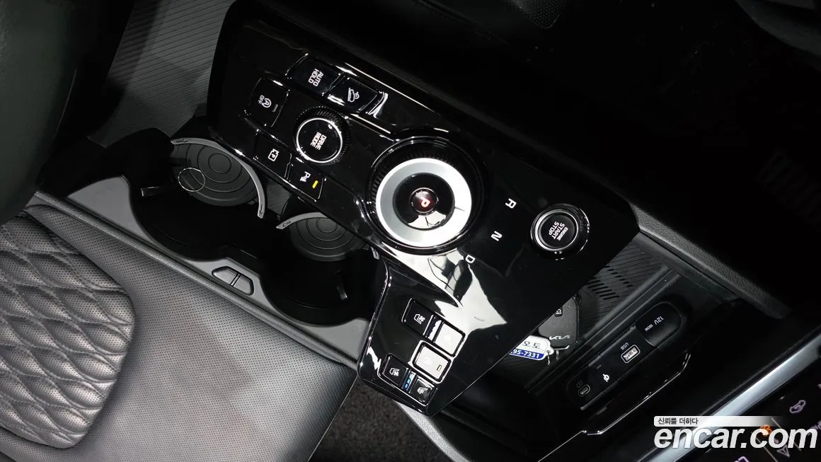 Kia Sportage — фото 8