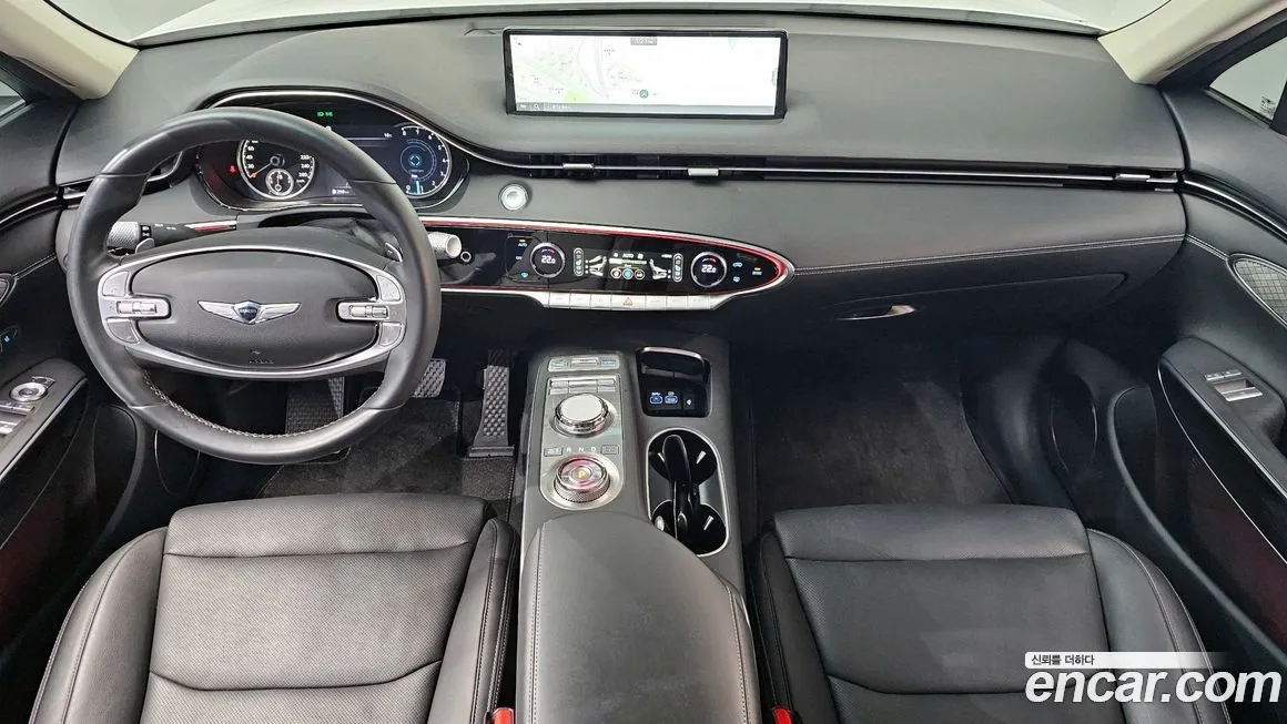 Genesis GV70 — фото 10