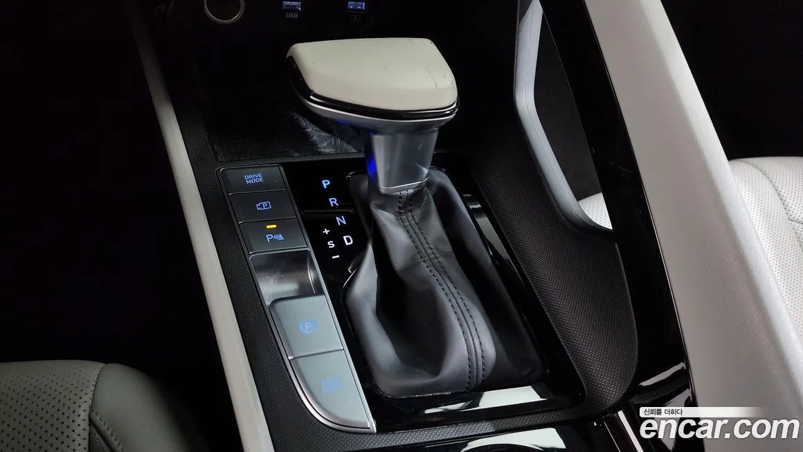 Hyundai AVANTE — фото 7
