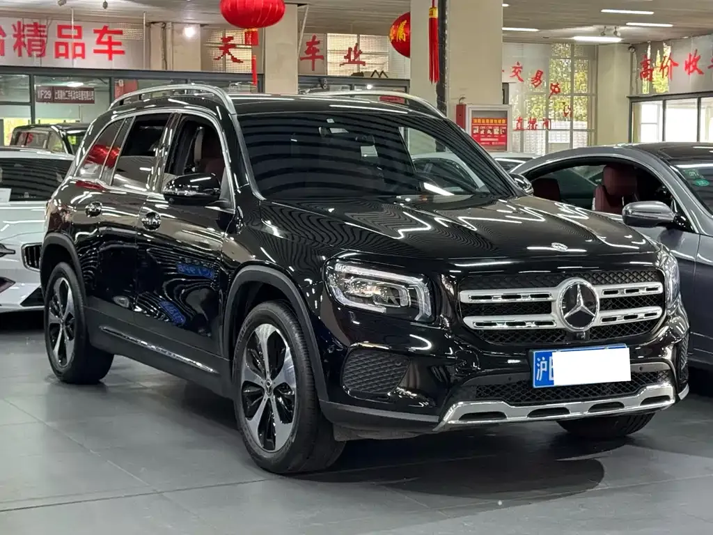 Mercedes-Benz GLB — фото 5