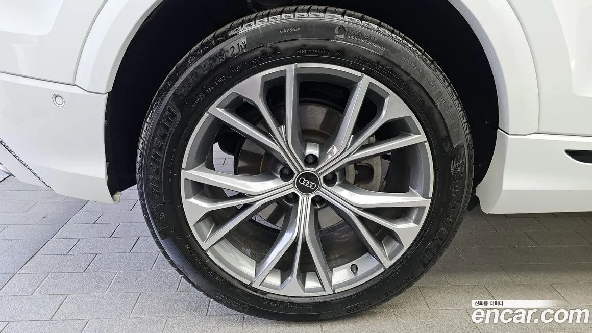 Audi Q8 2022 из KR, фото 6