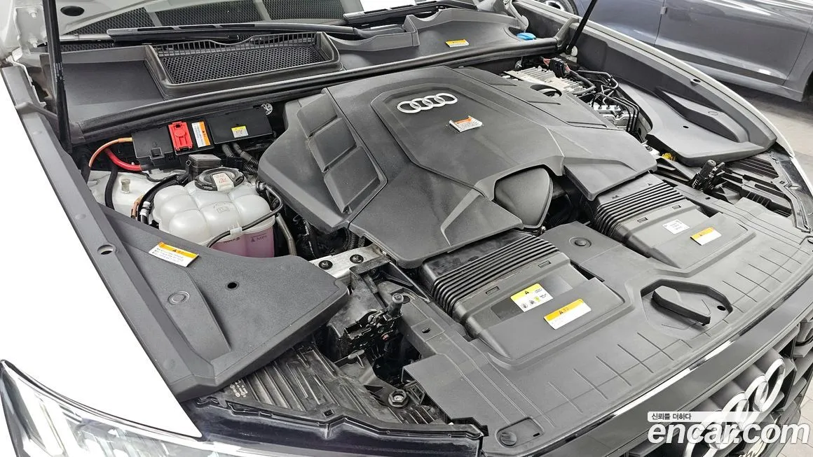 Audi Q8 2022 из KR, фото 7