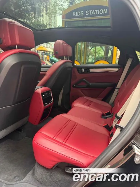 Porsche Cayenne — фото 6