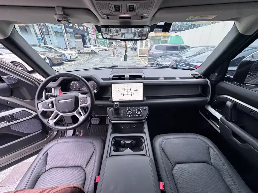 Land Rover Defender — фото 10