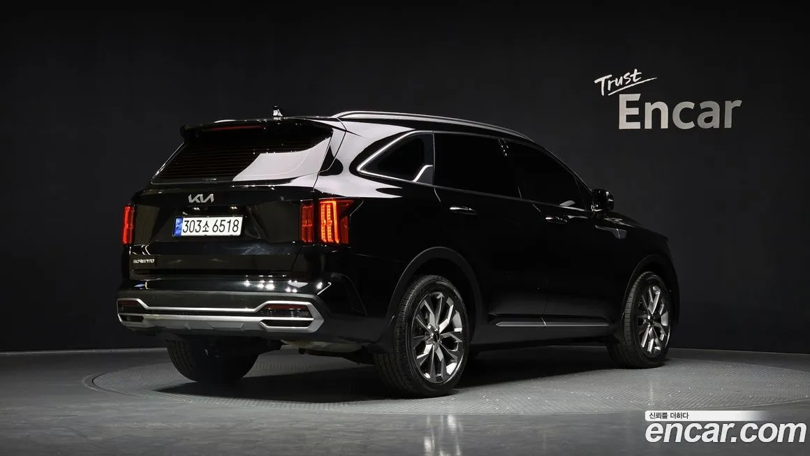 Kia Sorento — фото 5