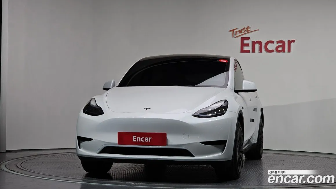Tesla Model Y — фото 5