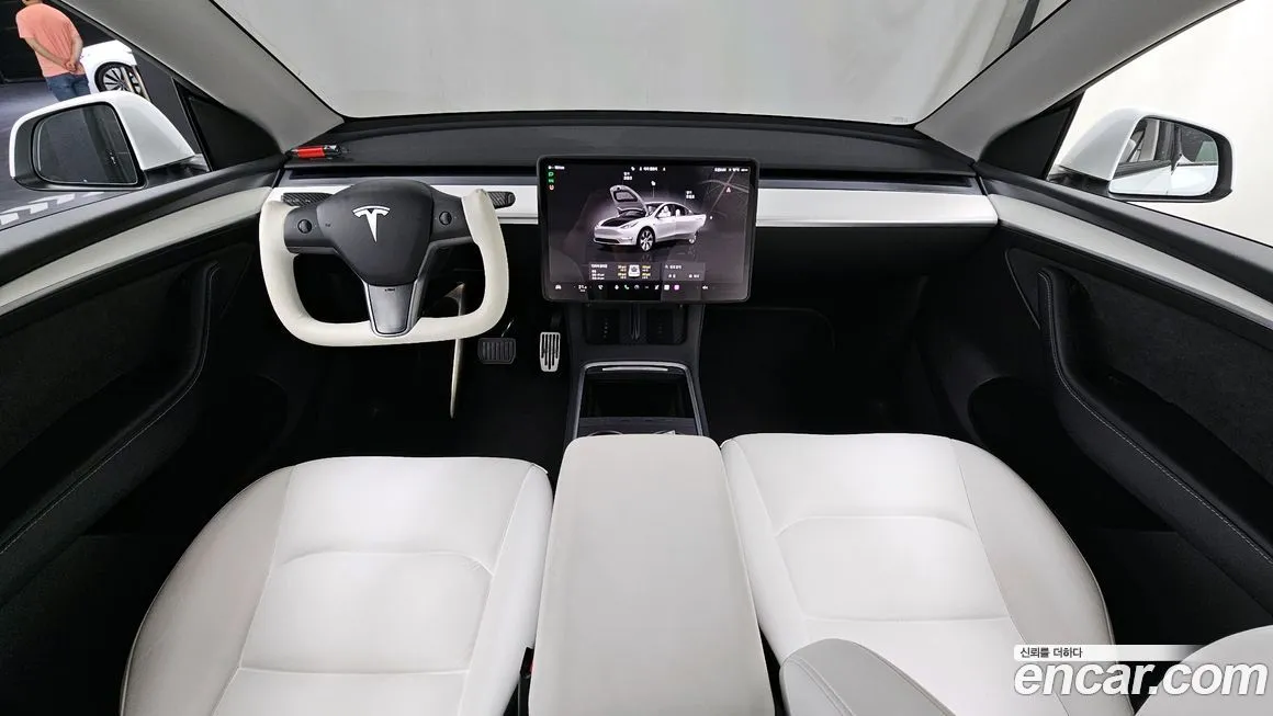 Tesla Model Y — фото 7