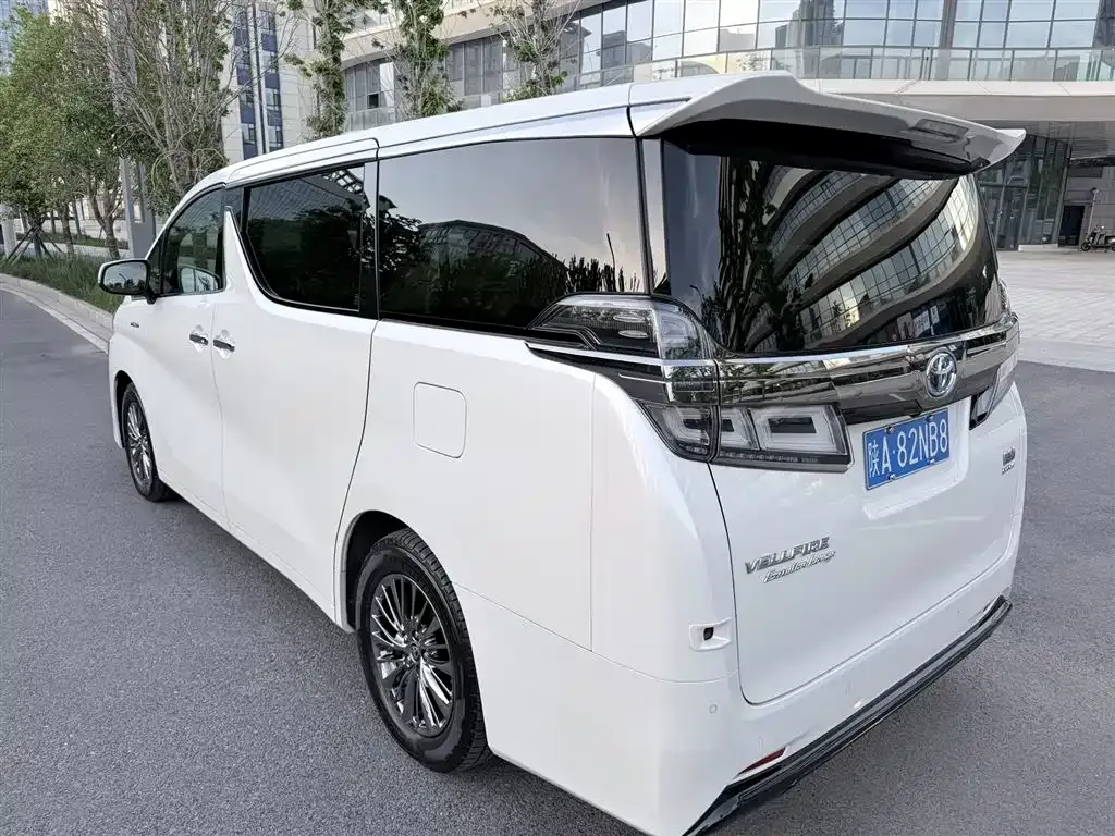 Toyota Vellfire 2021 из CN, фото 9