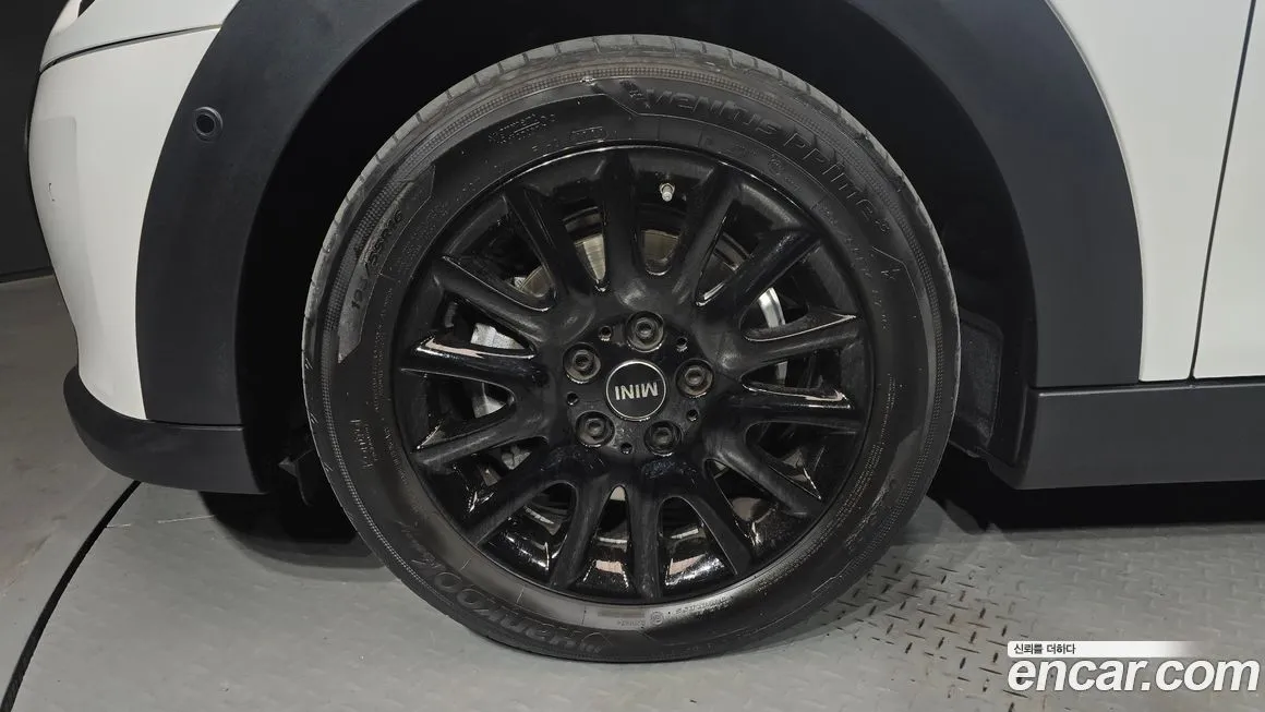Mini Cooper 2024 из KR, фото 8