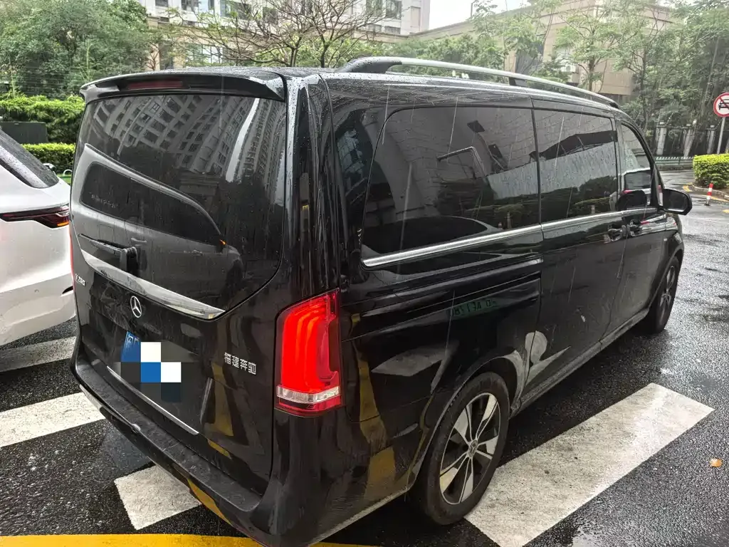 Mercedes-Benz V-Class 2021 из CN, фото 7
