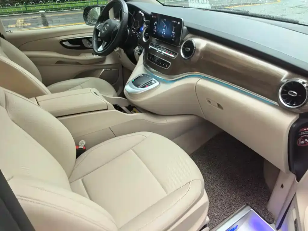 Mercedes-Benz V-Class 2021 из CN, фото 10