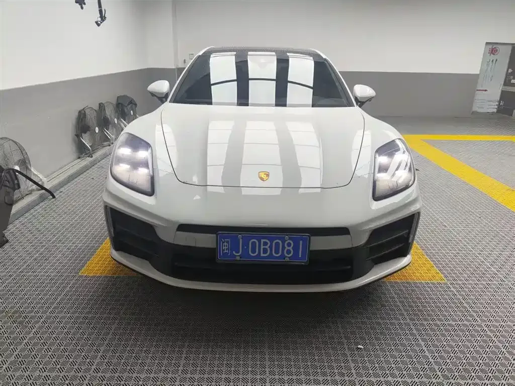 Porsche Panamera 2025 из CN, фото 9