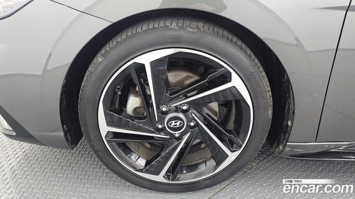 Hyundai AVANTE — фото 8