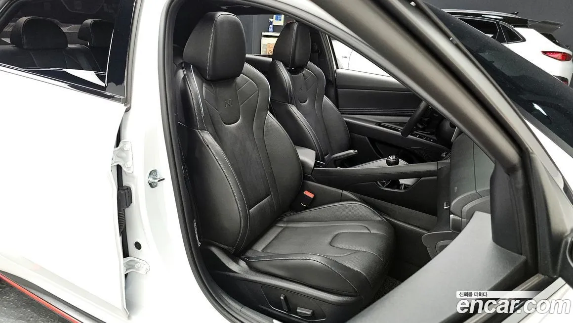 Hyundai AVANTE — фото 6