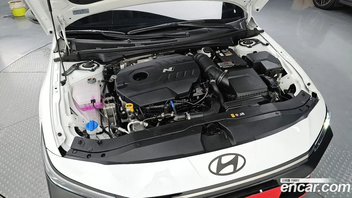 Hyundai AVANTE — фото 8