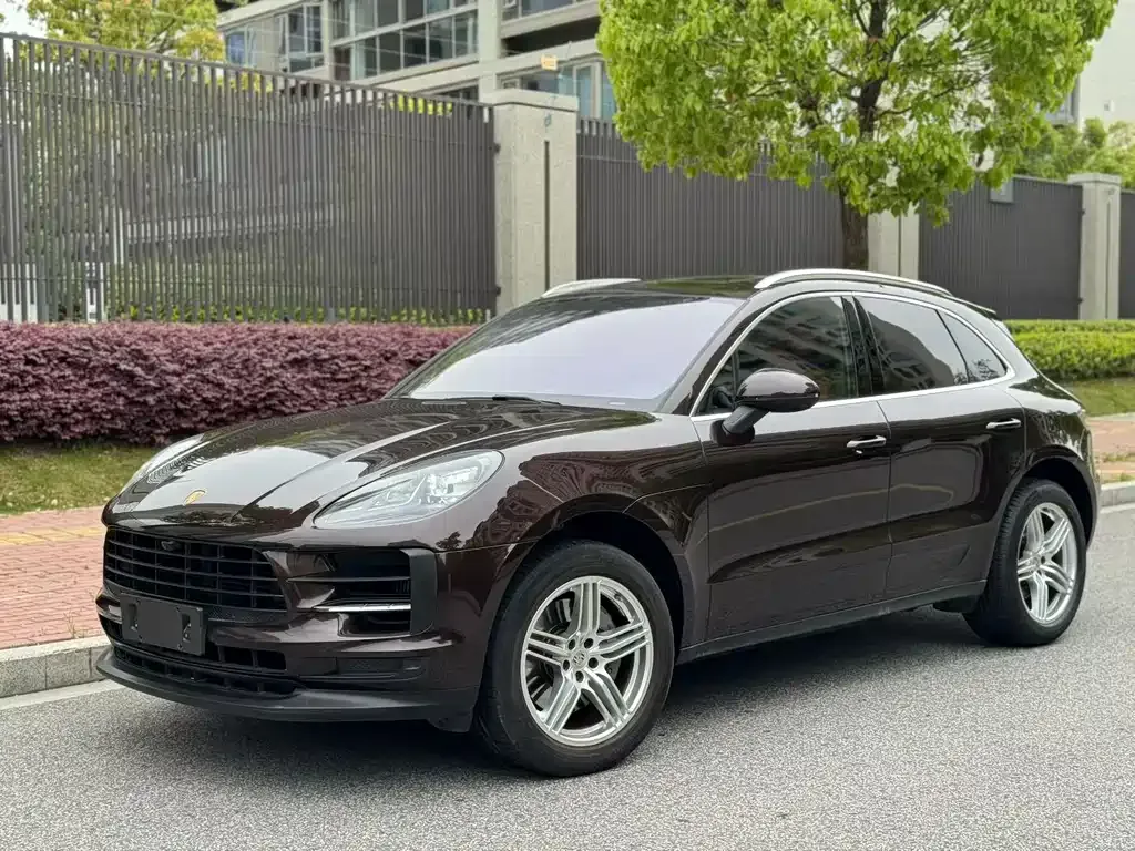 Porsche Macan — фото 1