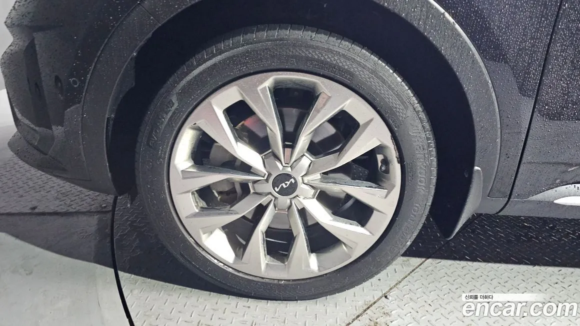 Kia Sorento — фото 8