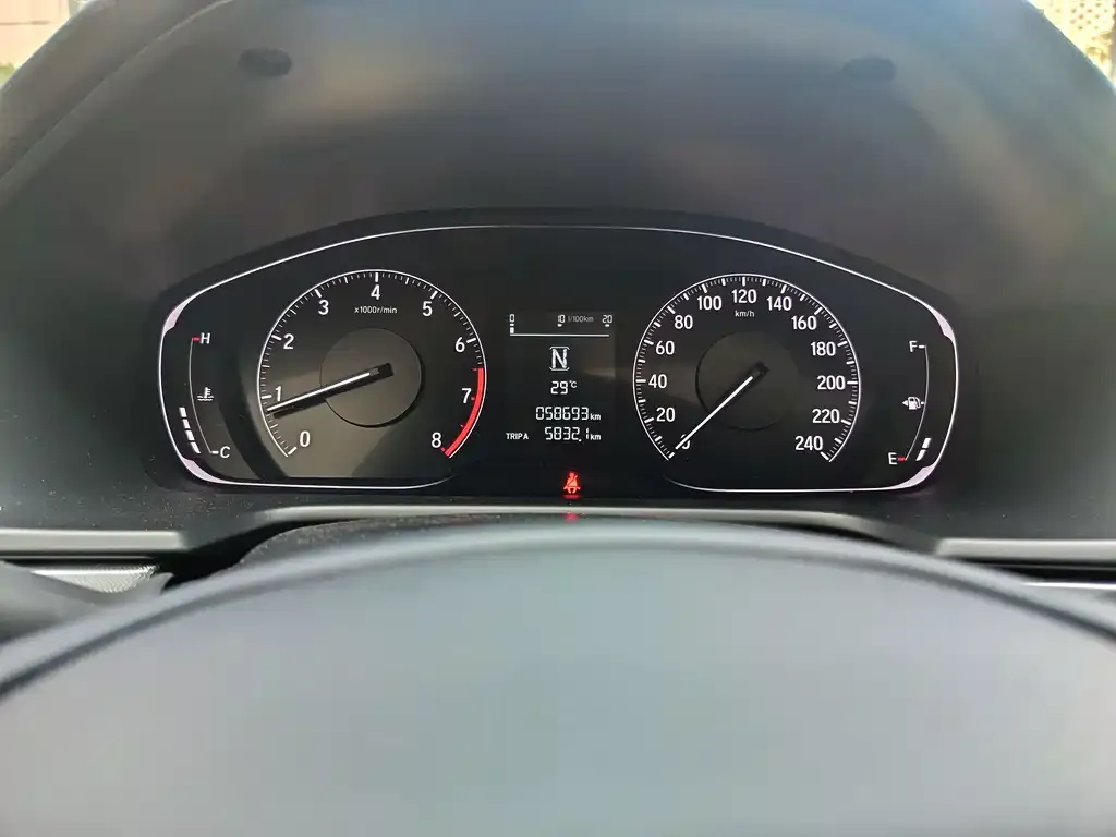 Honda Accord — фото 6