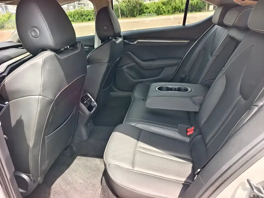 Skoda Octavia 2022 из CN, фото 8