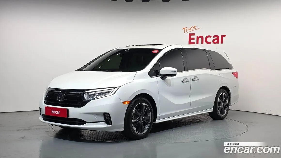 Honda Odyssey — фото 1