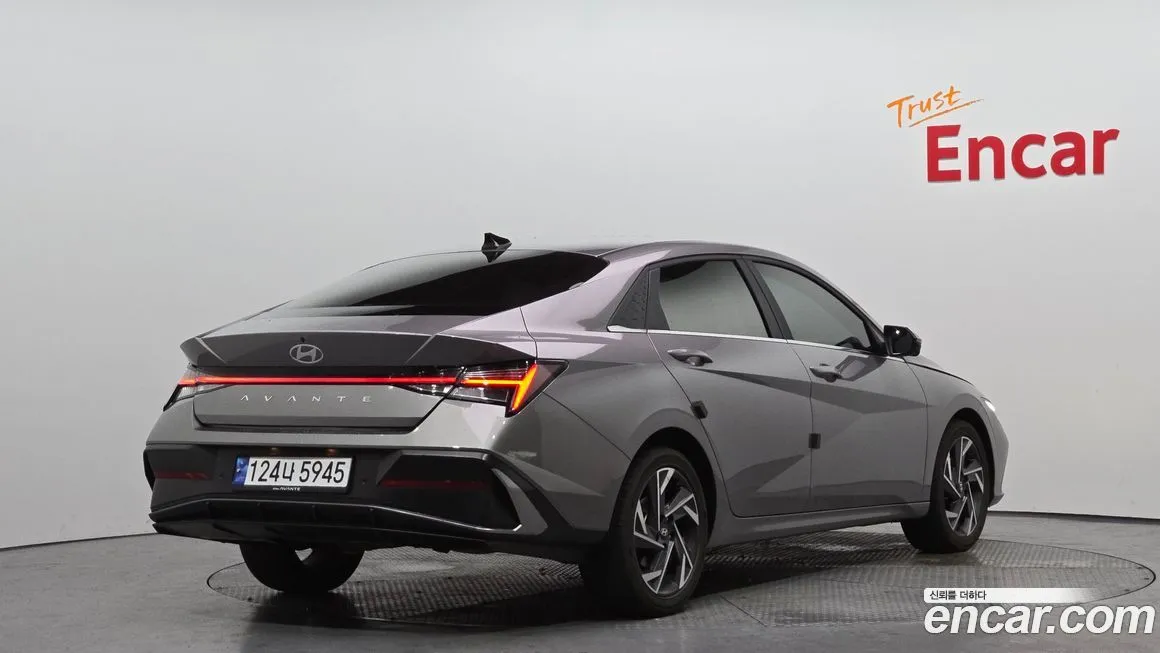 Hyundai AVANTE — фото 9