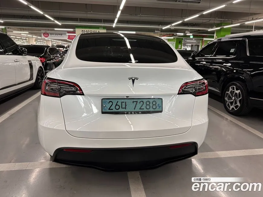 Tesla Model Y 2023 из KR, фото 3