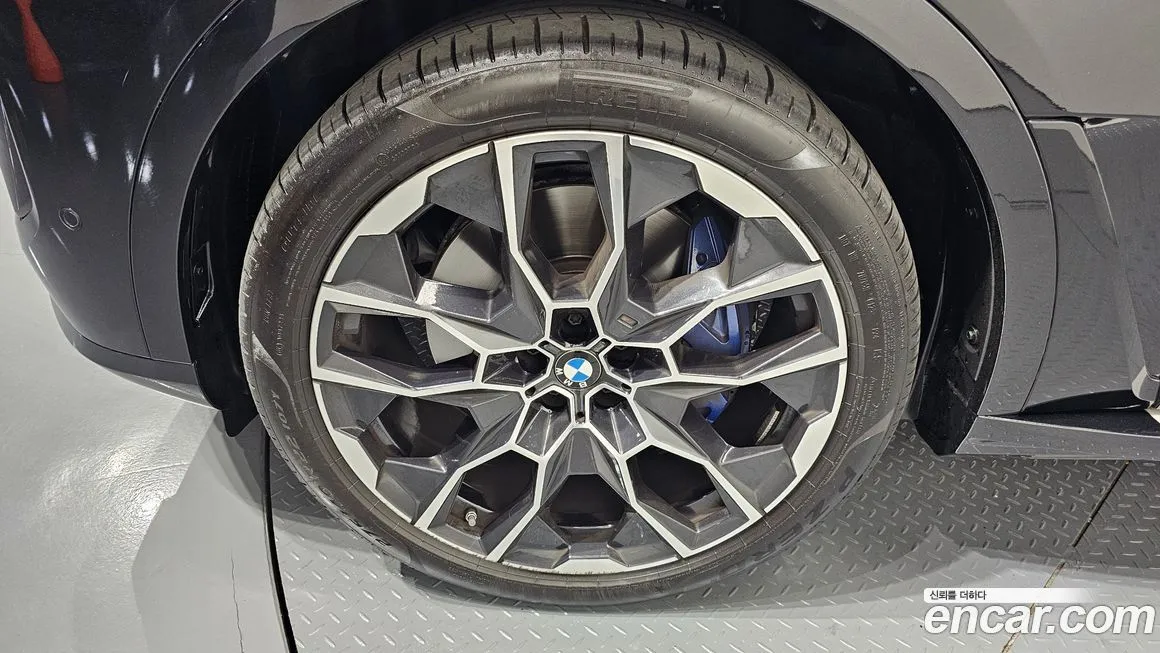 BMW X7 2025 из KR, фото 10