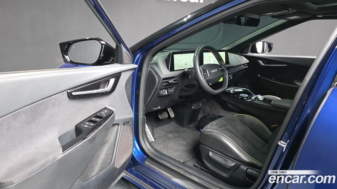 Kia EV6 2023 из KR, фото 9