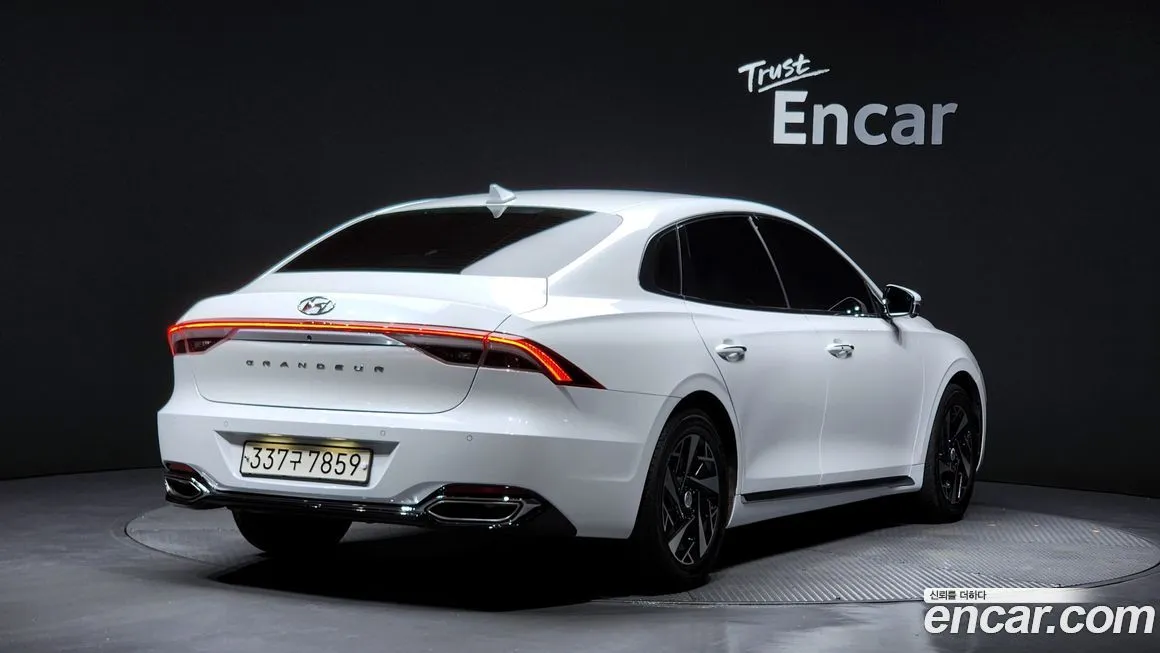 Hyundai Grandeur 2022 из KR, фото 2