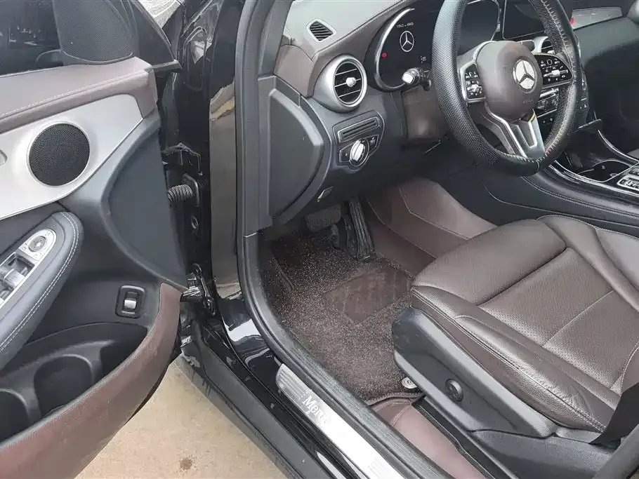 Mercedes-Benz GLC 2021 из CN, фото 2
