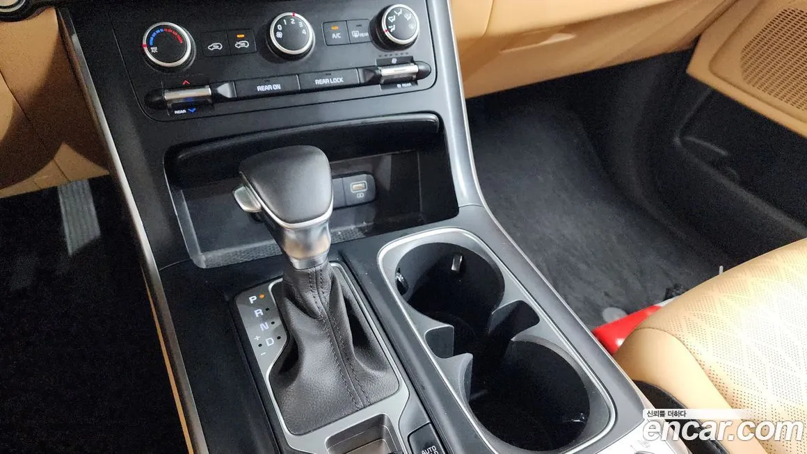 Kia Carnival 2023 из KR, фото 9